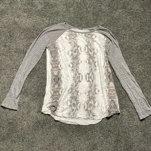 100% Cotton MONROW Snake Print Super Soft Long Sleeve Shirt size XS